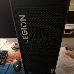 Lenovo gaming PC 4070 TI Super