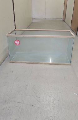 large aquarium/reptile tank