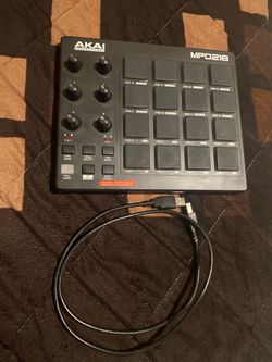 AKAI MPD218 MIDI Drum Pad Controller