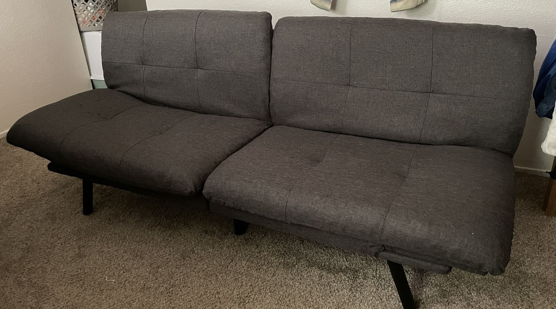 Futon couch/bed