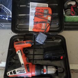 Black & Decker Cordless With Battery and Charger