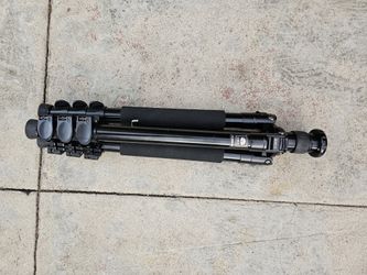 Camera Tripods and Other Tripod Accessories SIRUI