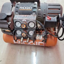 Ridgid Tri-Stack Portable Electric Compressor