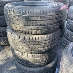 275/55R20 Bridgestone 275/55/20 set of 4 matching used tires in great condition. 300$ for 4 tires plus tax.  Mount available but not included. Wheel a