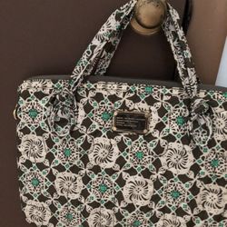 Beautiful Purse 15x11 Nylon Fabric Looks New 