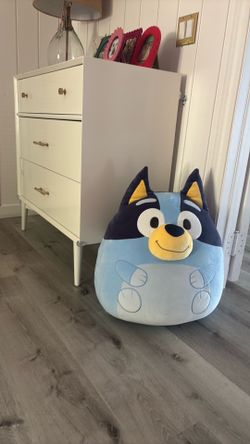 Giant Bluey Squishmallow - like new