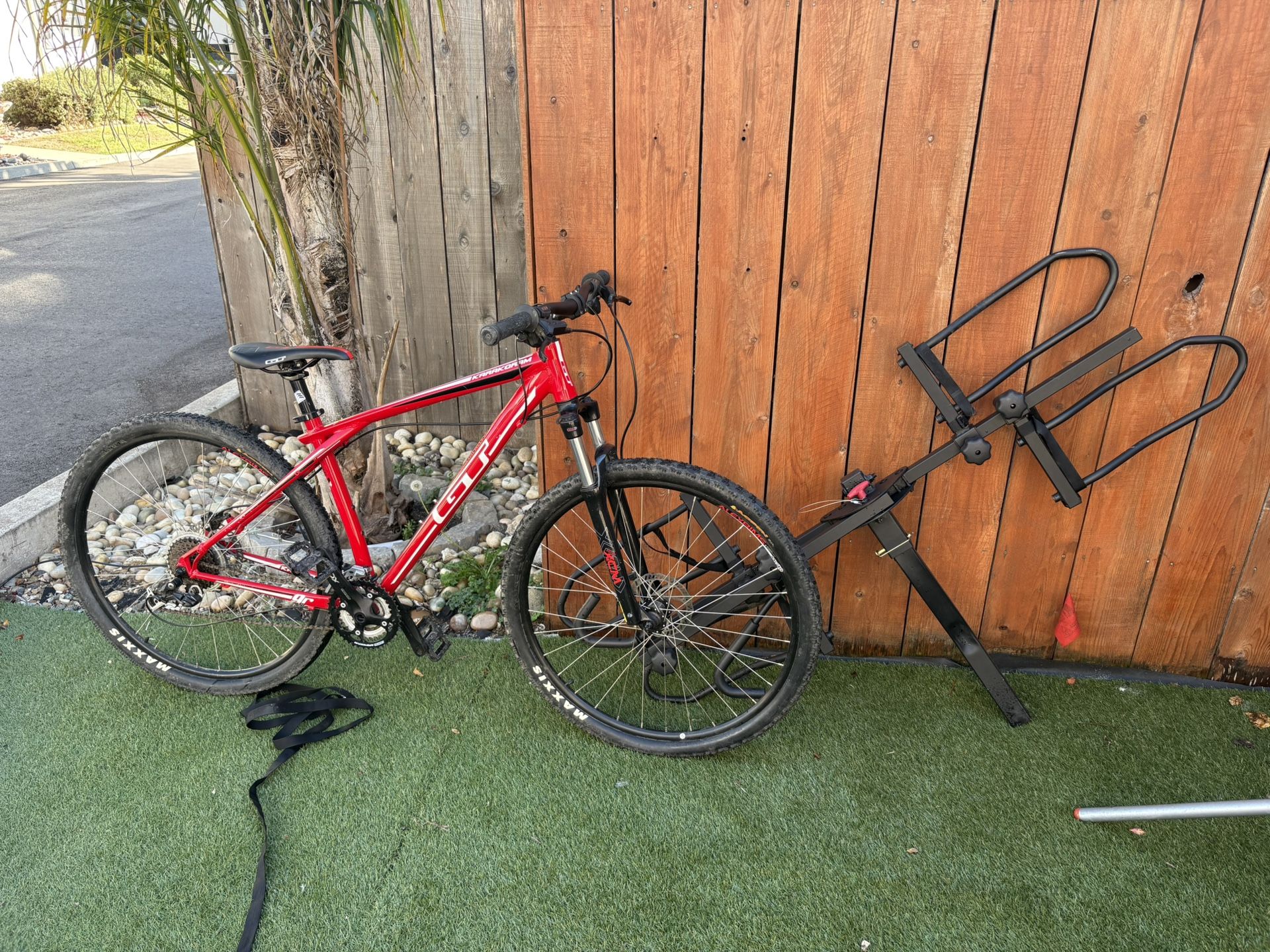Red Karakoram Mountain Bike 