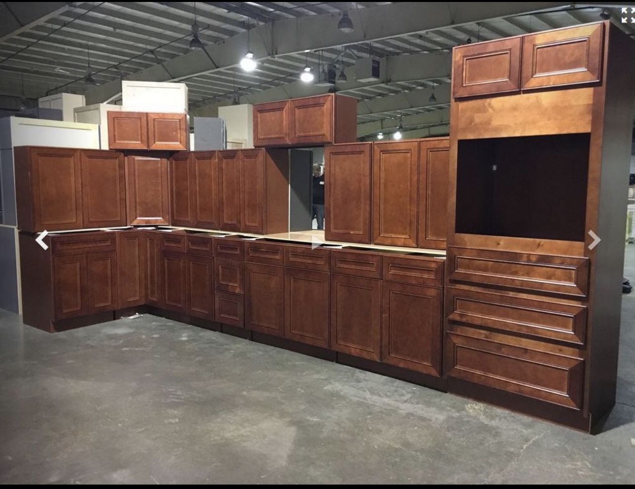 Brand New 18 pcs Kitchen Cabinets 