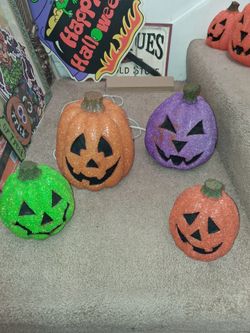 Vintage pumpkins $40.