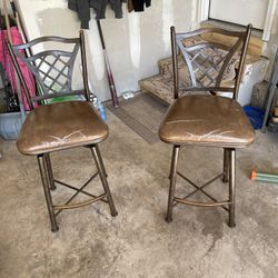 2 Swivel Bar Stools 