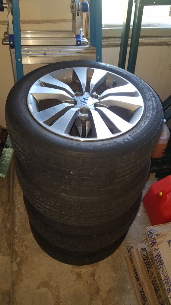 Honda Accord wheels and tires