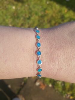 .925 sterling silver opal bracelet