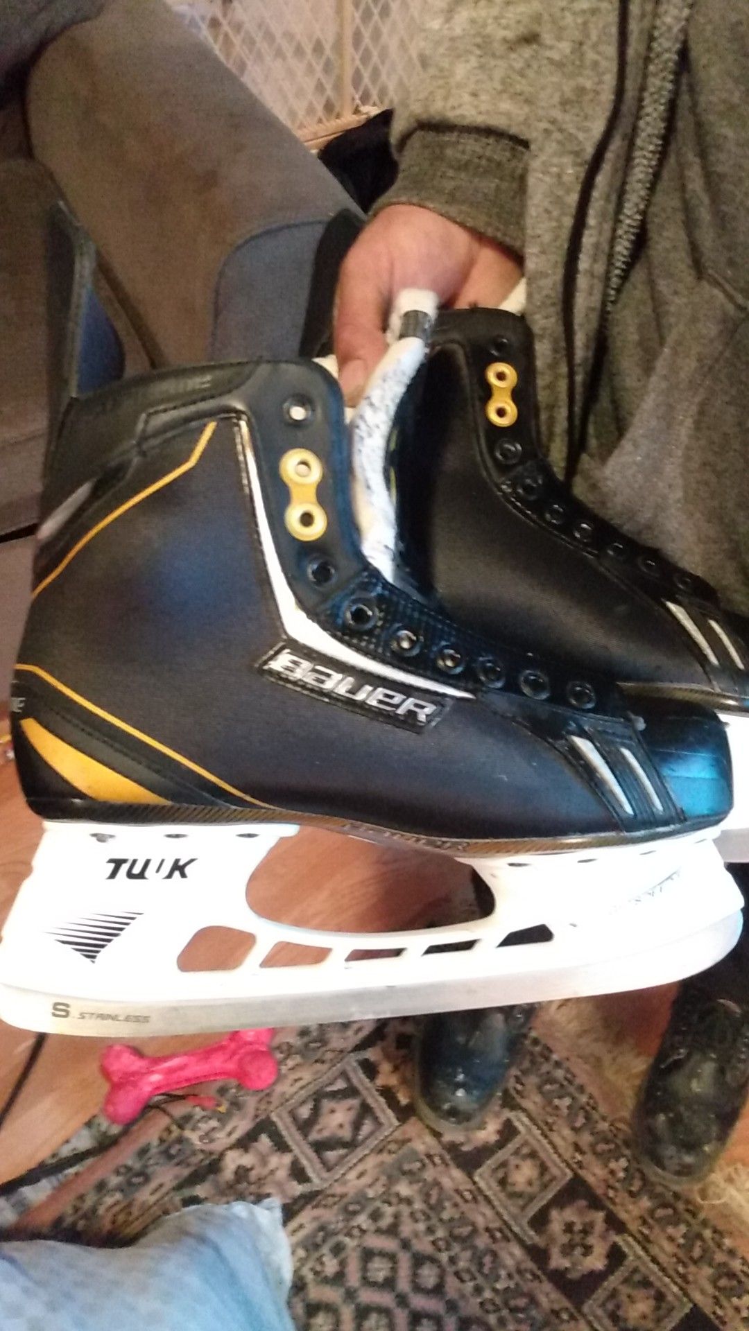 Bauer supremeice skates size 10 and 1/2