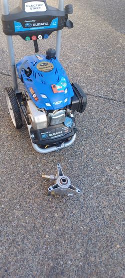 Subaru 3100 psi gas pressure washer. Read description