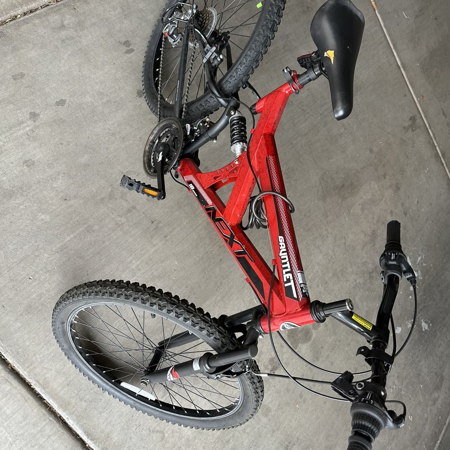 Dynacraft 24 INCH B 18S Gauntlet RED Bike Bicycle for Sale in