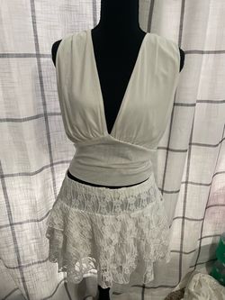 Large crop top $5