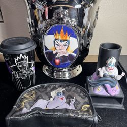 DISNEY LE VILLAINS ICE BUCKET WITH EVIL QUEEN, HOOK, URSULA, MALIFICENT