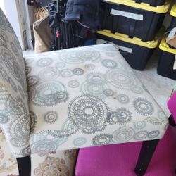 Vintage-Inspired Paisley Armchair – Timeless Elegance 🪷