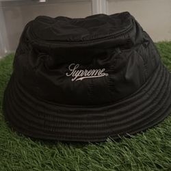 FW22 Supreme Quilted Liner Crusher Hat Black Size Medium / Large