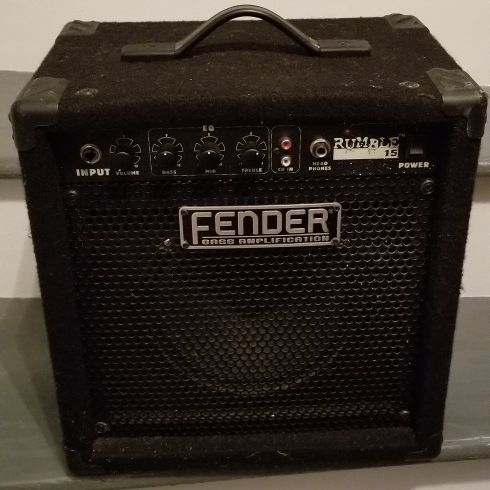 Fender Rumble 15 Bass Amp - PR 497