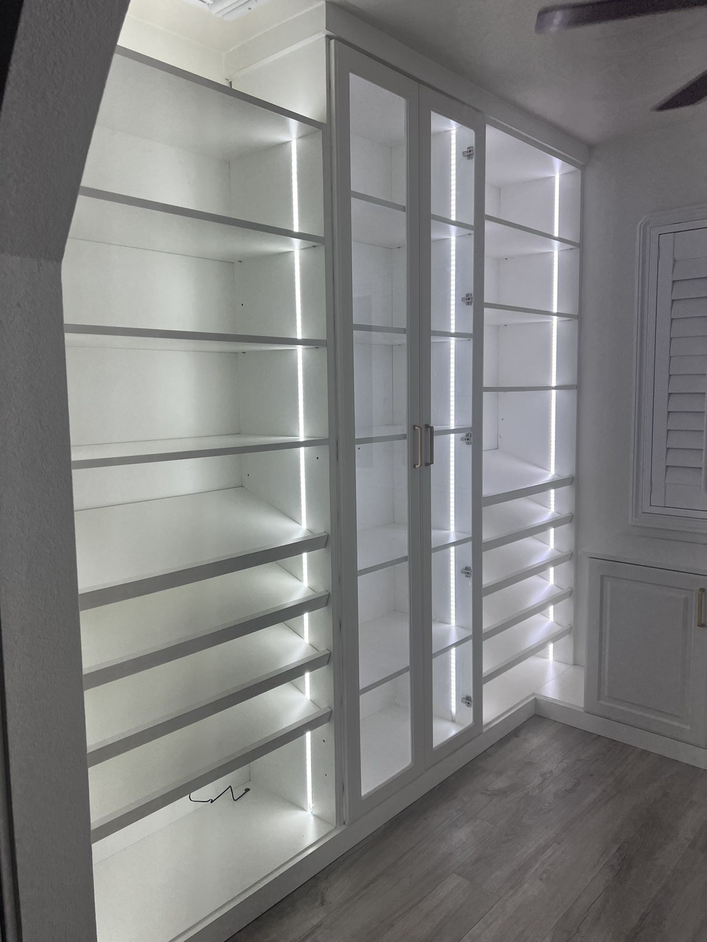 Custom closets Free estimates
