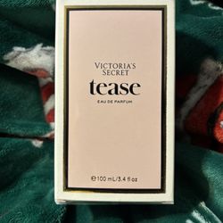 TEASE VICTORIA SECRET