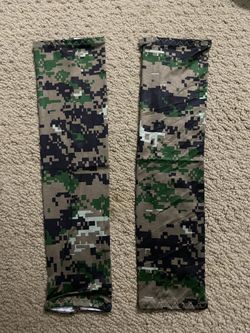 Camo arm Sleeves $7 A Pair