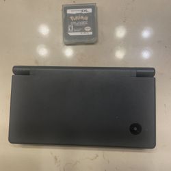 Nintendo DSI + Pokemon Black Cartridge (bundle)