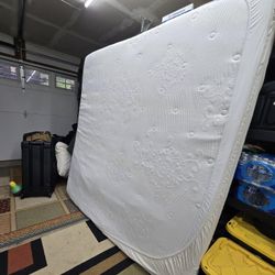 KING SIZE MATTRESS 