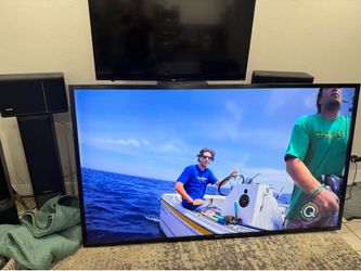90” sharp aquos