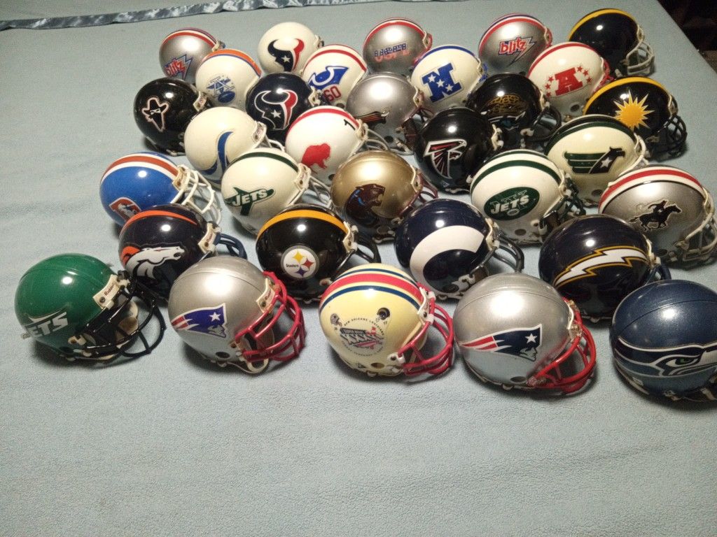 RIDDELL MINIATURE COLLECTION MAKE OFFER