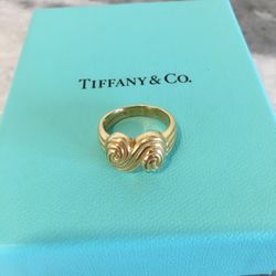 Tiffany & Co. rare Spiro 18k gold ring