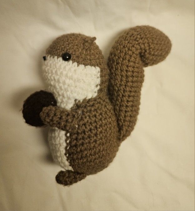 7½in Stuffed Crochet Squirrel Plush Holding a Matching Acorn Prop W/ Safety Eyes