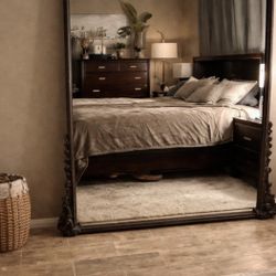 Anthropology Mirror 
