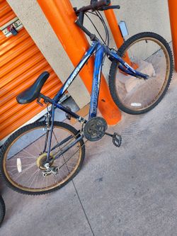 Old Quest Escape Mountain Bike 