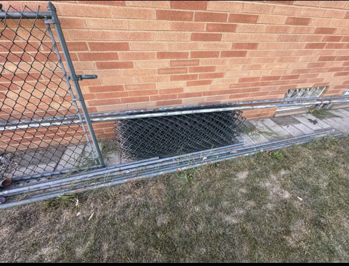 Chain link Fence