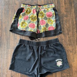 Womens or teen medium shorts