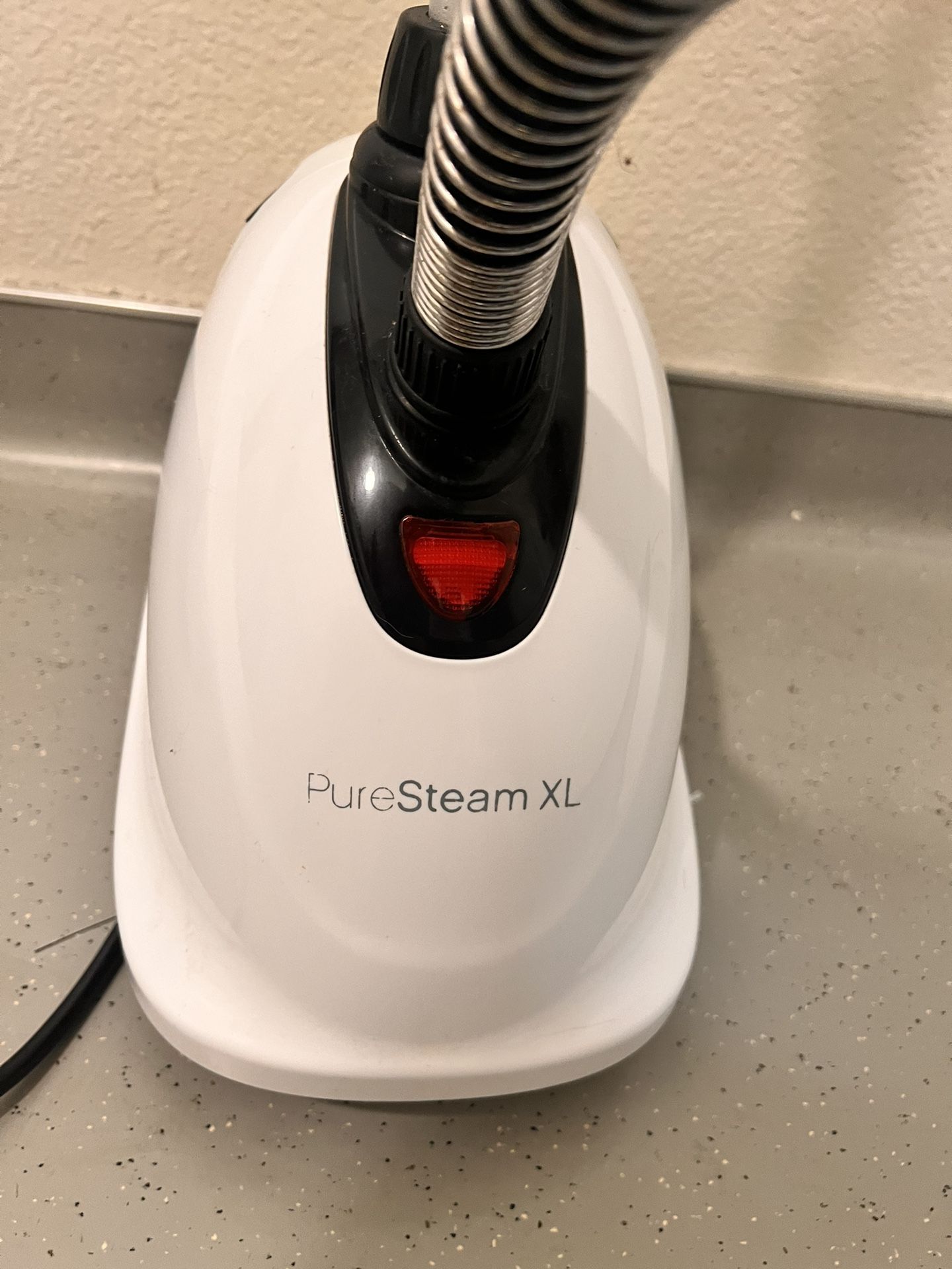 Fabric and Cloth Steamer