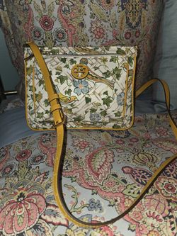 Tory Burch Painted Caning With Birds Nylon Printed Swingpack. MSRP $278.00. NEW w/o Tags. 