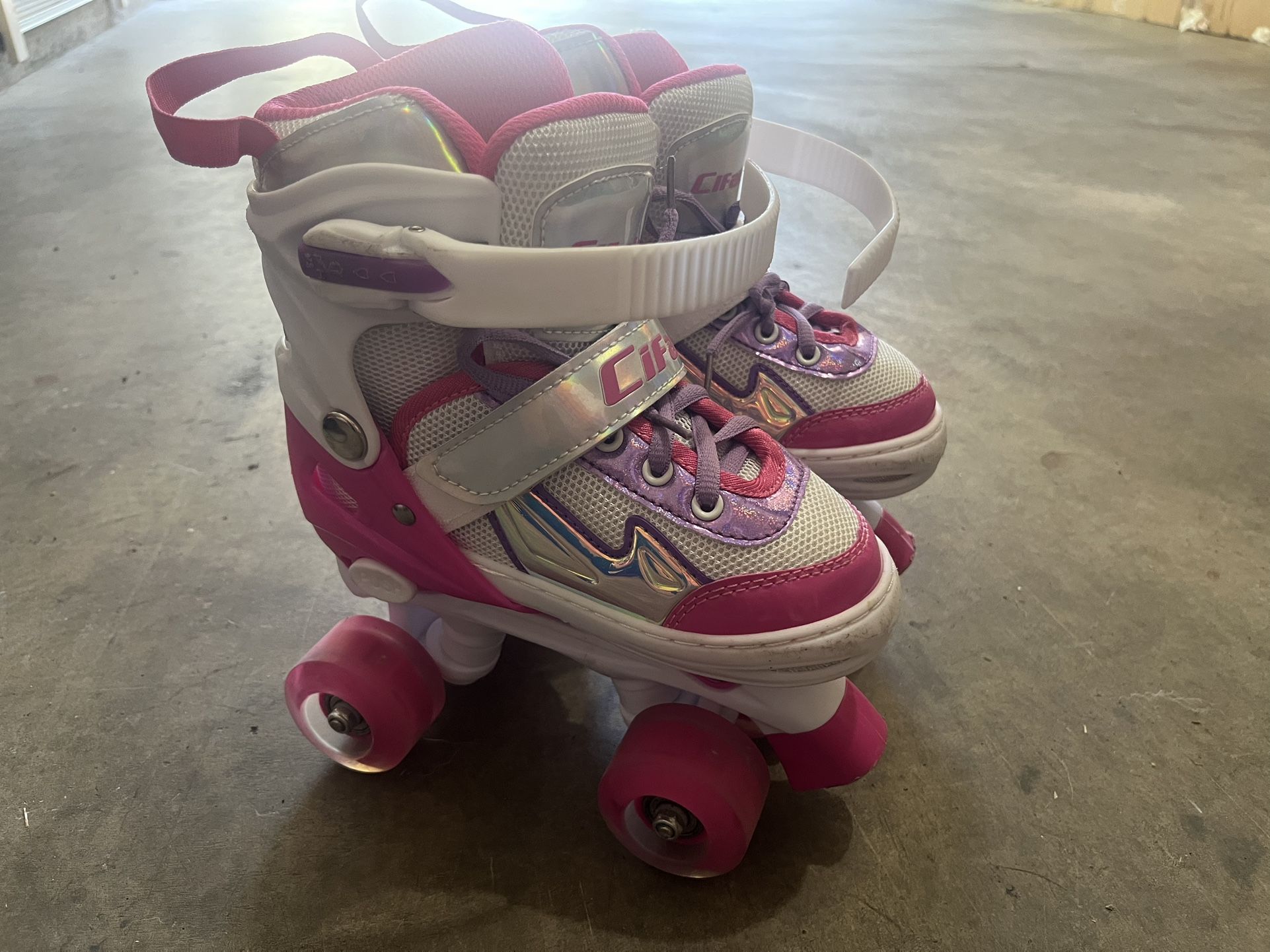 Girls Expandable Roller Skates