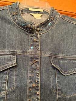 Women’s Christopher & Banks Stretch Denim Jacket Size L