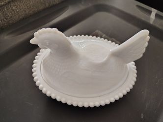 Milk Glass Dish Beautiful Perfect Condition It's A Hen.