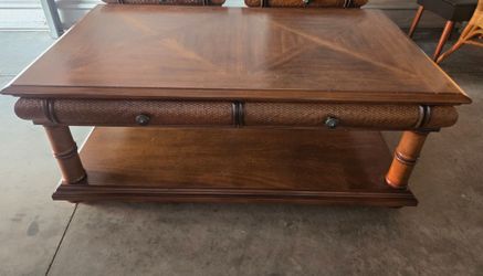 Cindy Crawford Home Coffee Table