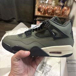 Jordan 4 Undefeated 