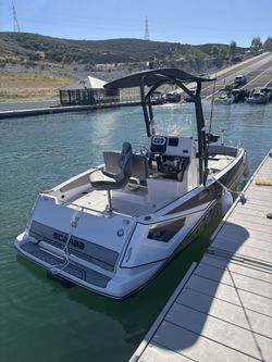 2019 Scarab 195 Fishing Boat