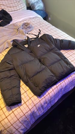 Nike puffer