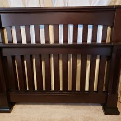 Crib With Mattress 