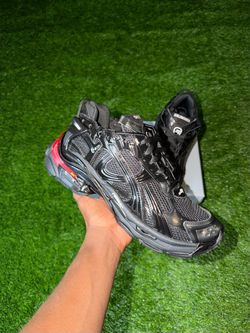 Balenci Led Runners