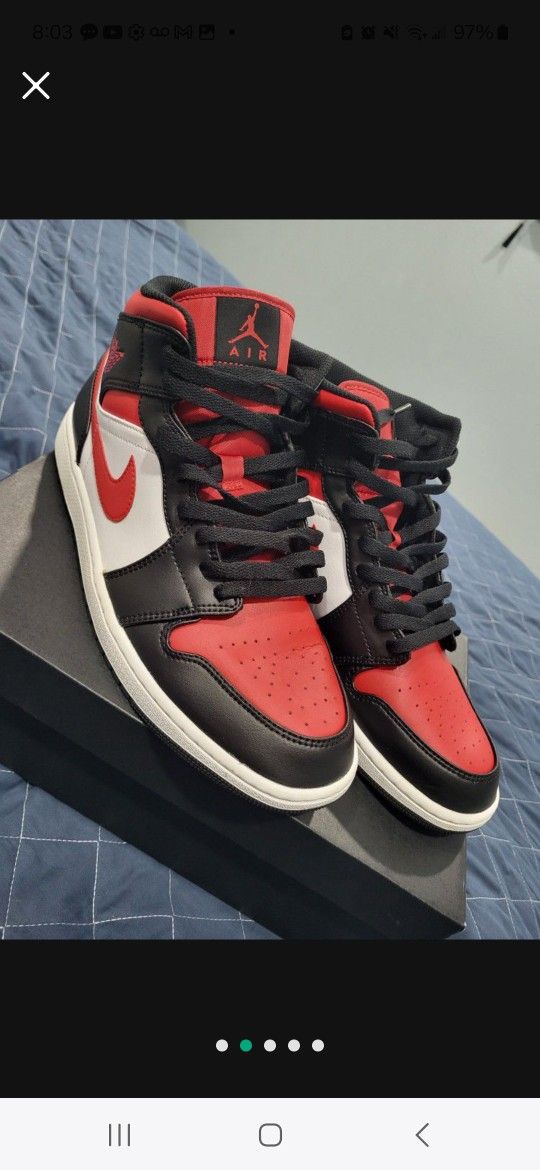 Air Jordan 1 Mid Size 10 1/2