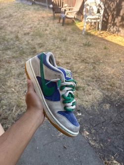 NIKE SB DUNKS SIZE 10 NEED GONE